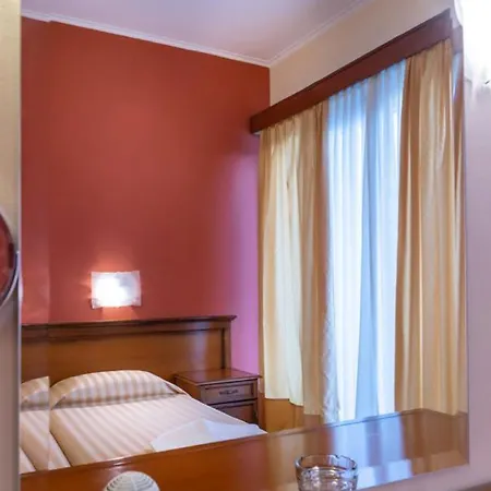 فندق Nefeli كافالا